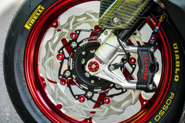 Honda Forza 350 do full RED vo cung ruc ro den tu Ladprao71 - 9