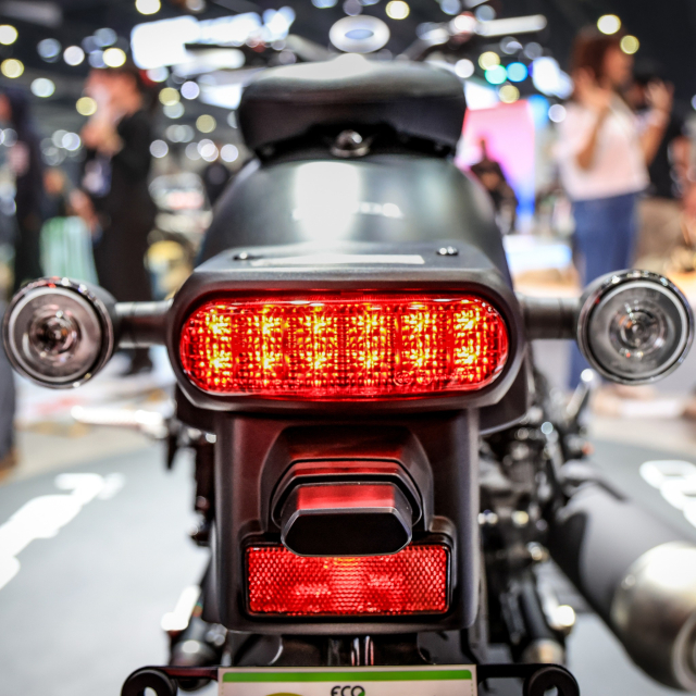 Honda Rebel300 EClutch ra mat lam xao tron phan khuc Cruiser nhap mon - 18