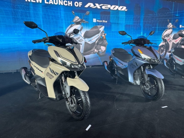 AX200S ban sao thu vi cua Yamaha NVX vi co the go dau ban chinh trong mot not nhac - 3