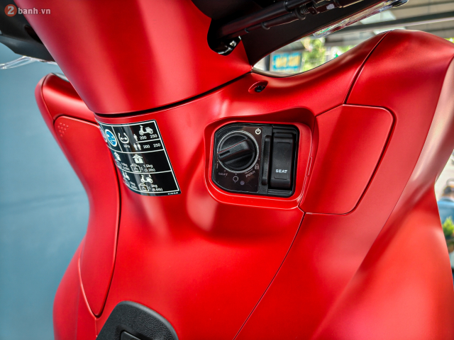 Can canh Honda SH350i 2025 nhap Y vua cap ben Viet Nam du ca 4 mau kem nhieu phu kien doc quyen - 26