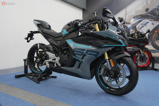 CFMoto 450SR S bat ngo ra mat tai Viet Nam Uy hiep moi doi thu trong cung phan khuc - 3