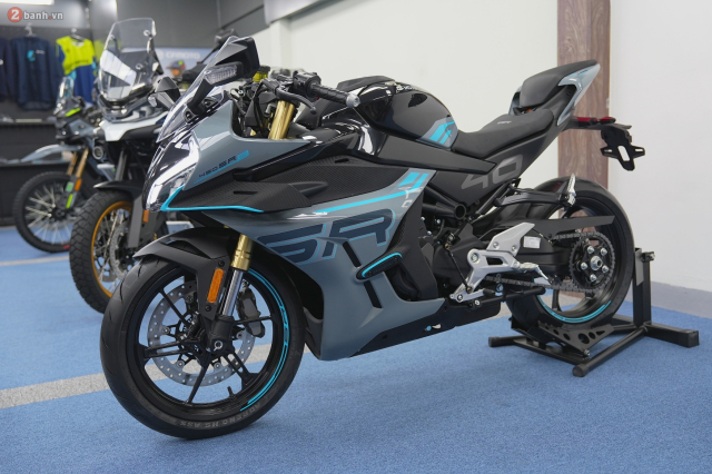 CFMoto 450SR S bat ngo ra mat tai Viet Nam Uy hiep moi doi thu trong cung phan khuc - 9