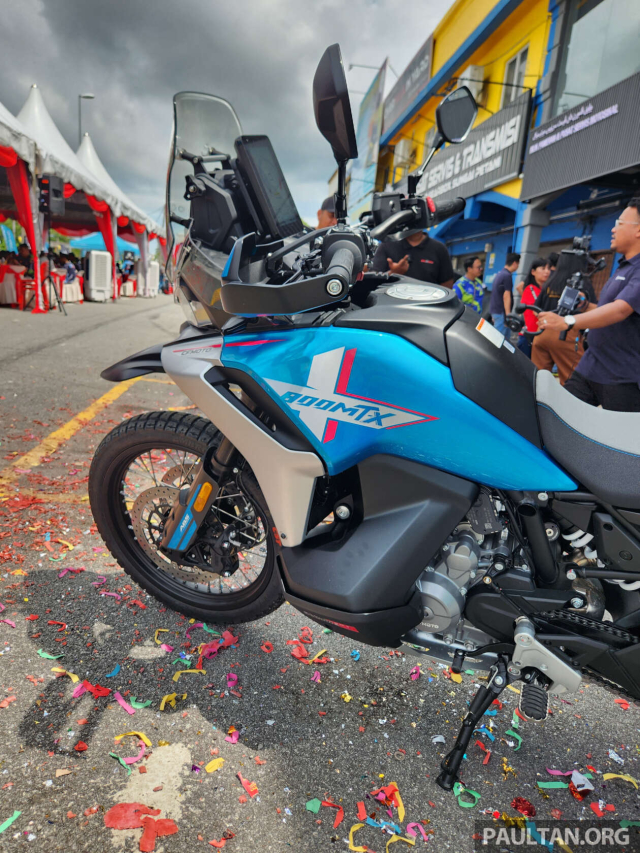 CFMoto 800MTX 2025 ra mat tai Malaysia gia cham moc 300 trieu Chien ma moi cho dan me phuot - 15