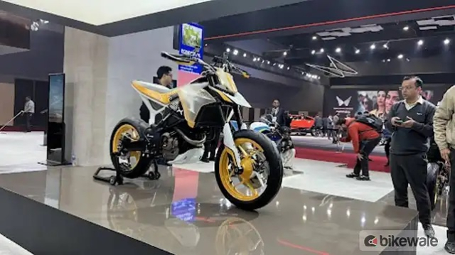 Chien binh Supermoto An Do TVS RTS X 300 da san sang bung no vao nam 2026 - 3