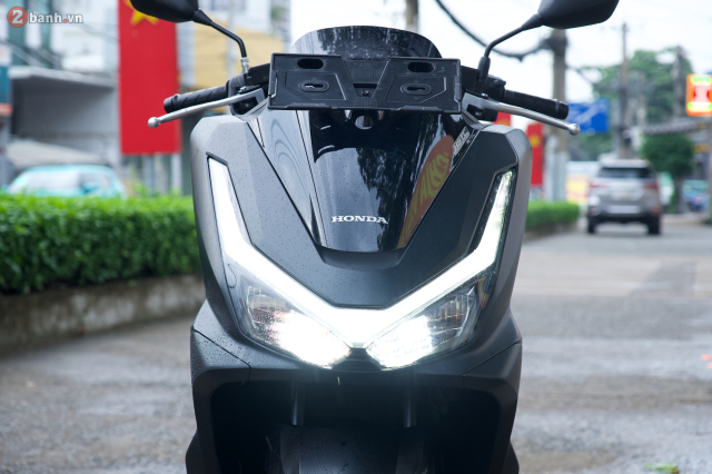 Cuoi cung Honda PCX160 2025 phien ban RoadSync cung da ve Viet Nam voi gia ban hon 90 trieu VND - 5