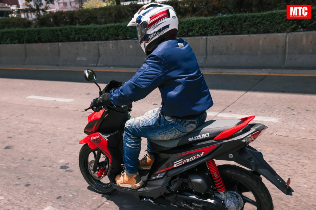 Danh gia xe Suzuki Easy 115 2025 vua ra mat voi 5 diem thu vi Dung nho co vo luon - 13