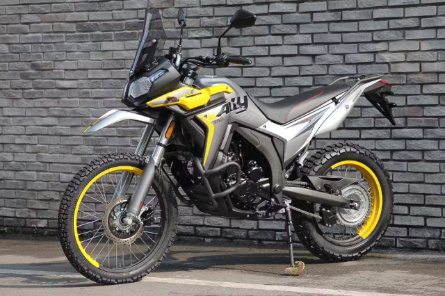 Day la 5 cai ten Enduro 300cc sang gia cho dan me dia hinh va me hop phap - 5