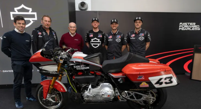 HarleyDavidson chinh thuc gia nhap MotoGP Road Glide quai thu do bo duong dua toan cau - 3