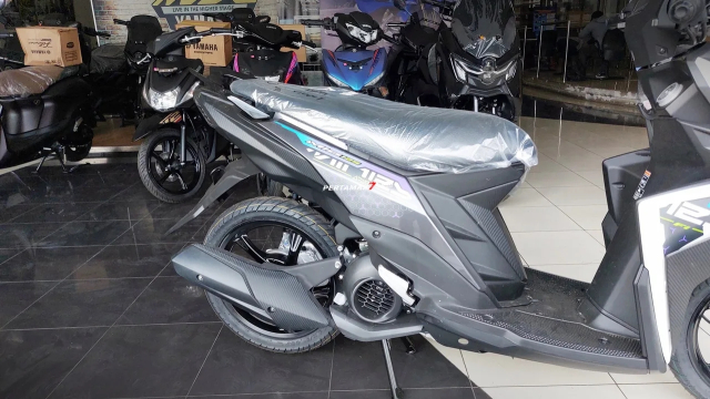 Hinh anh thuc te cua Yamaha Mio M3 125 2025 tai dai ly Nho gon bong bay va day cuon hut - 15