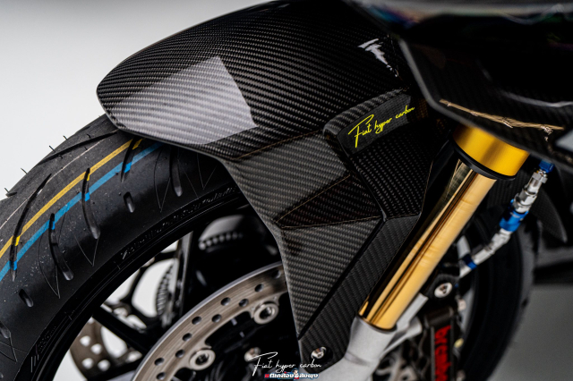 Honda Forza750 do sieu pham Carbon hoa khien moi anh nhin guc nga - 15
