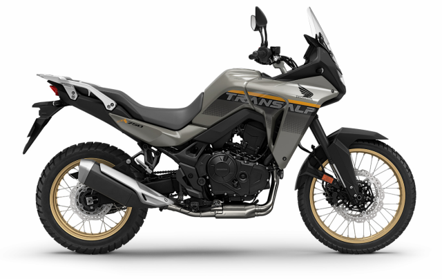 Honda XL750 Transalp 2025 so huu mau moi cuc chat trang bi cuc chien - 6