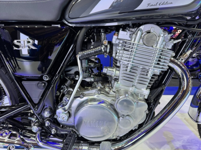 Kham pha chiec mo to co dien Yamaha SR400 Final Edition vua ra mat gia chi 1275 trieu dong - 6