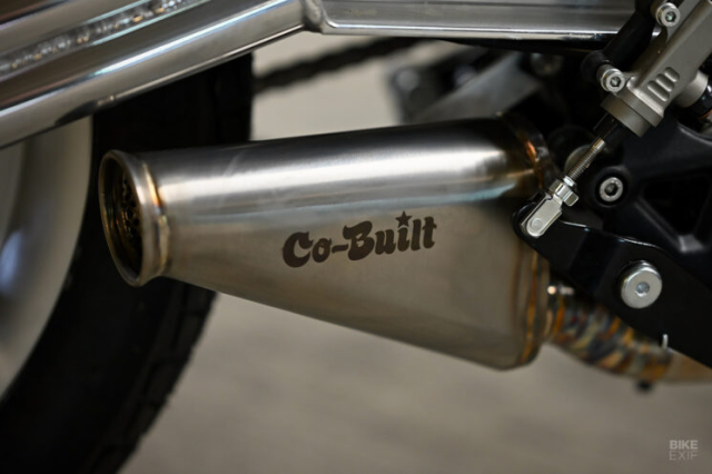 Khi Royal Enfield Guerrilla 450 lot xac day cam hung - 7