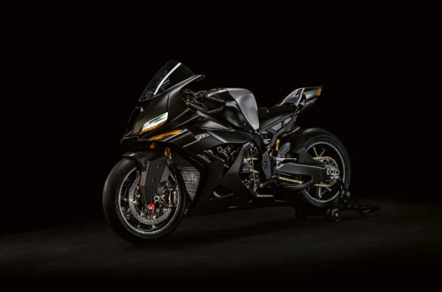 BMW Concept RR bat ngo xuat hien khien AE dung ngoi khong yen - 3