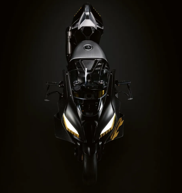 BMW Concept RR bat ngo xuat hien khien AE dung ngoi khong yen - 11