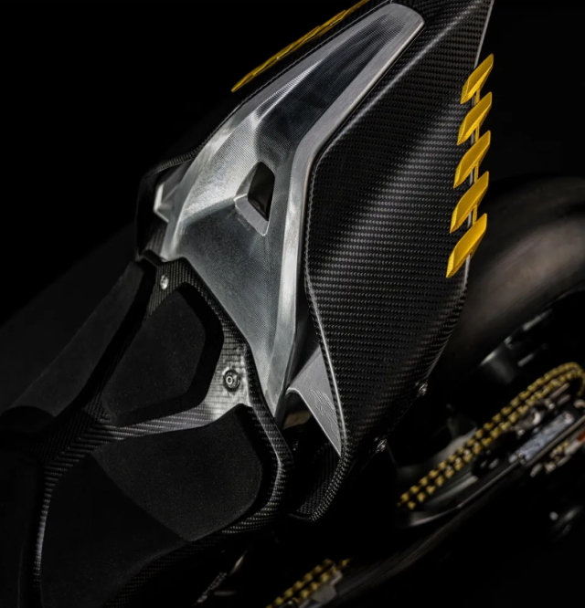 BMW Concept RR bat ngo xuat hien khien AE dung ngoi khong yen - 15