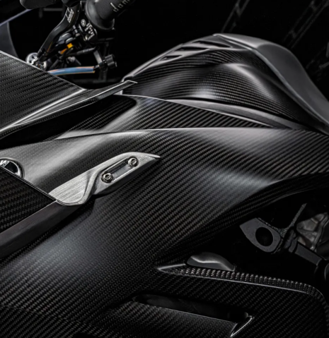 BMW Concept RR bat ngo xuat hien khien AE dung ngoi khong yen - 20