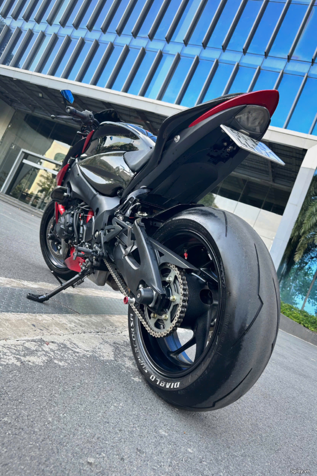 SUZUKI GSXS1000 2018 - 15