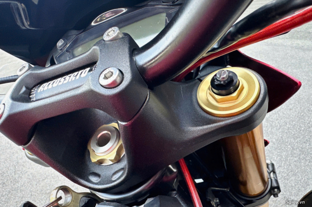 SUZUKI GSXS1000 2018 - 38