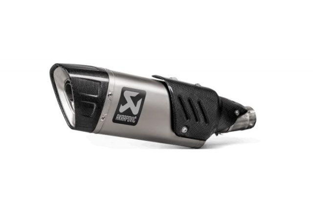 Suzuki Power Edition Khi dam me toc do thang hoa cung Akrapovic - 3