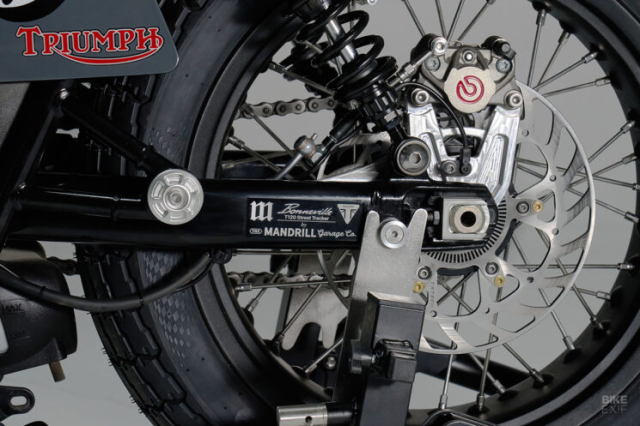 Triumph Bonneville T120 Street Tracker cua Mandrill Garage Khi ke lich lam hoa thanh quai thu - 9
