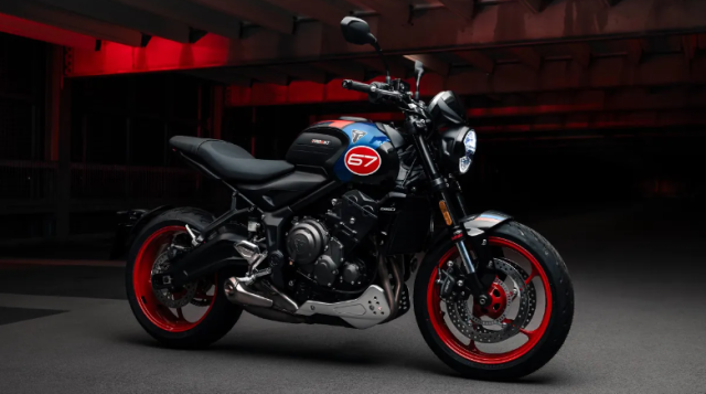 Triumph Trident Triple Tribute 2025 tro lai voi phoi mau moi bung no hon nam truoc - 3