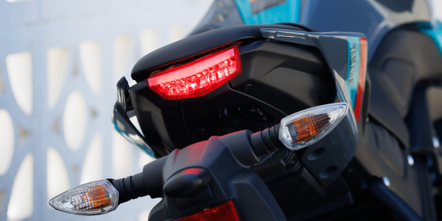 Yamaha MT125 2025 trinh lang voi sac mau moi Chat ngau cang det - 6