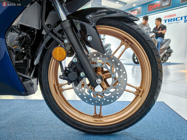 Yamaha Y15ZR SE bat ngo do bo ve Viet Nam voi so luong chi von ven 25 chiec - 27