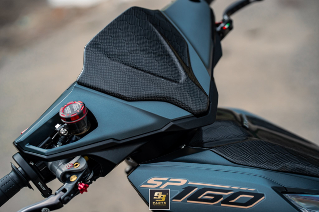 Air Blade 160 do cang det cung dan do choi xin so Nhin La Me - 5