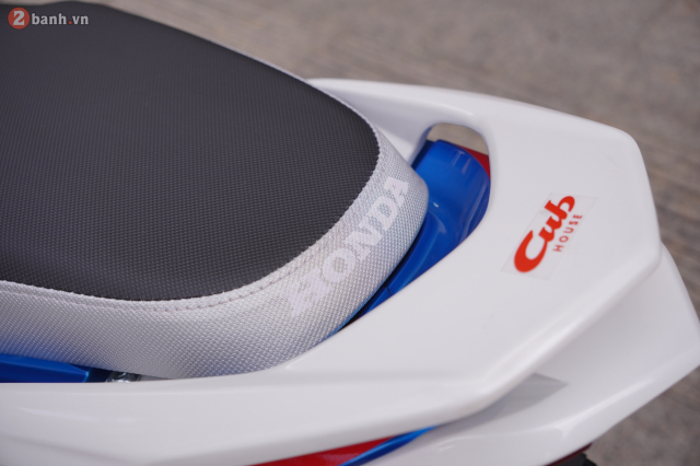 Chi tiet Honda Dash 125 HRC 2025 Giao dien dam chat dua vua cap ben Viet Nam - 16