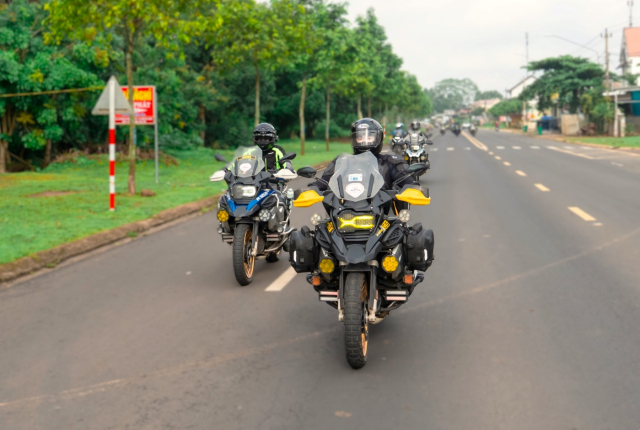 Chuong trinh thien nguyen Hanh trinh trai tim 2025 voi su dong hanh cung Thaco Auto BMW Motorrad - 2