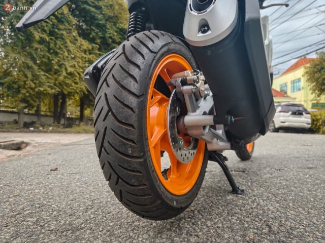 Hinh anh thuc te cua Honda Vario 160 Repsol Edition vua cap ben Viet Nam voi giao dien cuc dep - 7