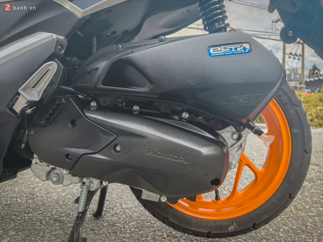 Hinh anh thuc te cua Honda Vario 160 Repsol Edition vua cap ben Viet Nam voi giao dien cuc dep - 10