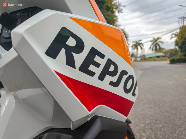 Hinh anh thuc te cua Honda Vario 160 Repsol Edition vua cap ben Viet Nam voi giao dien cuc dep - 25