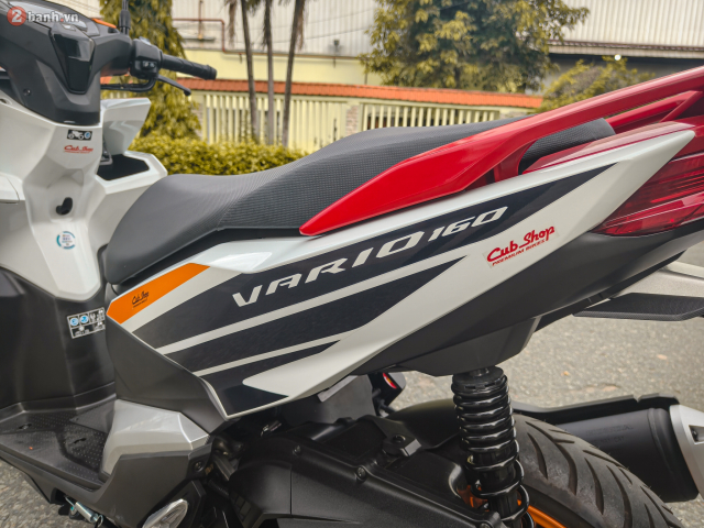 Hinh anh thuc te cua Honda Vario 160 Repsol Edition vua cap ben Viet Nam voi giao dien cuc dep - 29
