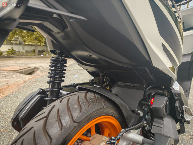 Hinh anh thuc te cua Honda Vario 160 Repsol Edition vua cap ben Viet Nam voi giao dien cuc dep - 36