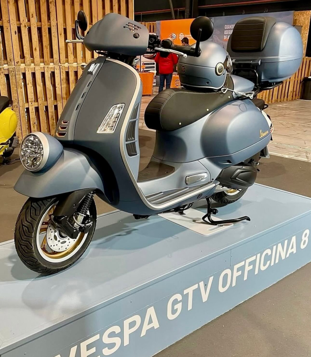 Hinh anh thuc te cua Vespa GTV 310 phien ban dac biet 2025 Officina 8 cuc ky dep - 3