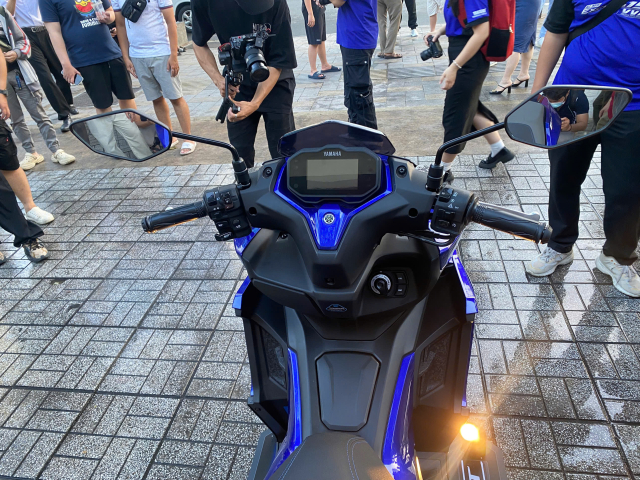 Hinh anh thuc te cua Yamaha NVX 155 V3 2025 lan dau tien xuat hien tai Viet Nam - 8
