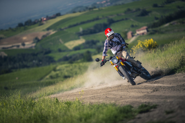 Kham pha Fantic Caballero Scrambler 125 2025 vua ra mat Chat Scrambler me hoac moi dang may rau - 3