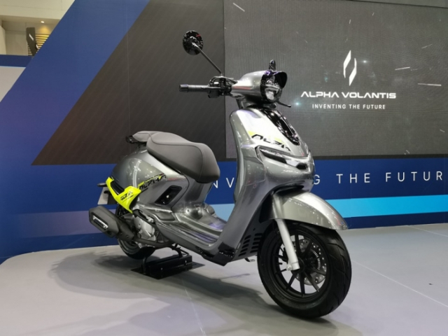 Kham pha Horizon 300 ABS 2025 vua ra mat voi gia ban re hon ca Honda SH160i - 3