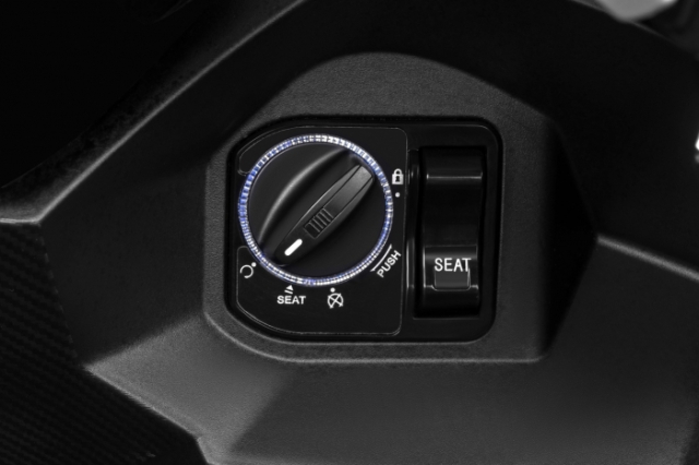 Kham pha ICON 125i mau xe tay ga moi vua ra mat voi gia ban re hon ca Honda Vision - 5