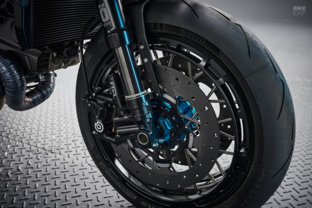 Khi Ducati Monster bien hinh thanh con bao do tu Rough Crafts - 7
