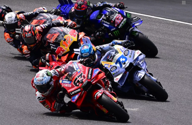 KTM hy vong ruc chay roi vut tat tai Sprint Race MotoGP Y - 7