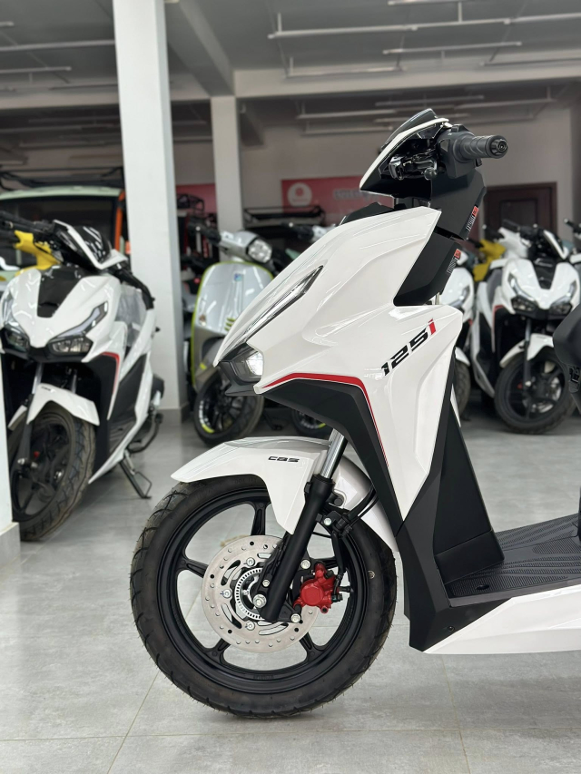 Thuc hu ve mau xe tay ga 125cc lam moi nguoi lam tuong la Vario 125 the he moi - 3