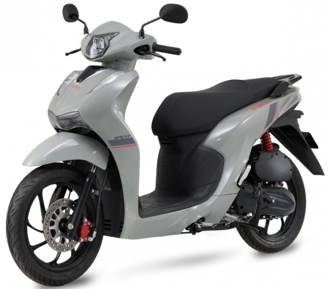 Tim hieu mau xe tay ga cua thuong hieu Viet Nam co ngoai hinh lai giua Vision va SH350i - 3
