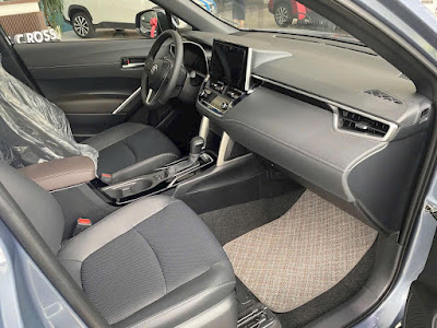 Toyota Corolla Cross 18V 2025 uu dai 50 truoc ba - 2