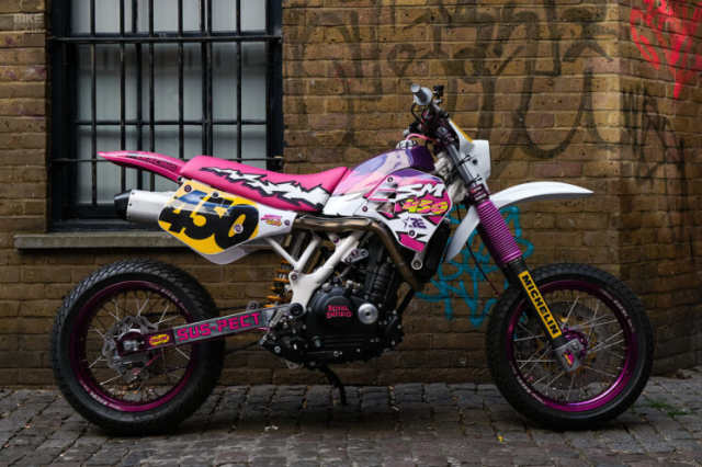 Urban Guerrilla SM450 Giac mo dien ro tuoi tre cua Sticky tren noc doc Punks Peak - 3