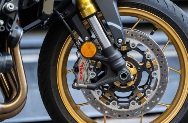 Brembo Hon ca mot cai ten la niem tin tren tung cu phanh - 3