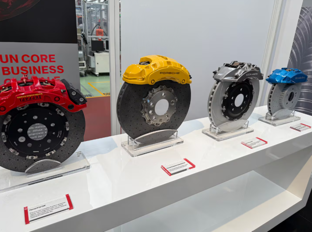 Brembo Hon ca mot cai ten la niem tin tren tung cu phanh - 22