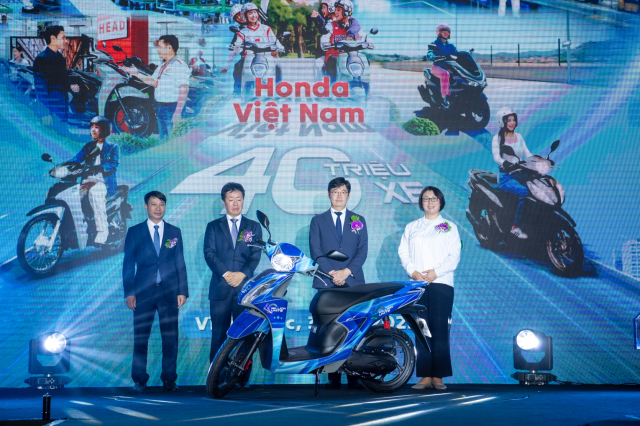 Honda Vision Dau an 40 trieu xe Mot cot moc tu hao mot hanh trinh dang nho cua Honda Viet Nam - 8